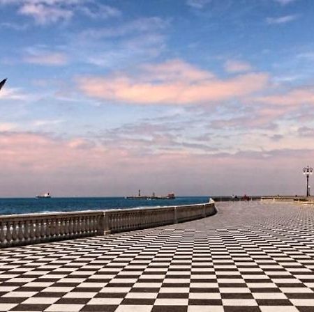 Hotel Il Porto Di Ale E Kat Livorno Exterior foto
